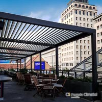 Brisole pergola - STA Travel Cafe